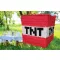 Minecraft Tnt bomba pinyáta édességekkel töltve egy vidám születésnapi bulin.