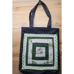 Farmer táska patchwork dísszel