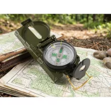 Professzionális fémházas iránytű 1:25 000 térképskálával navigációhoz