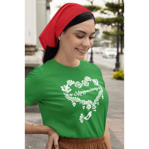 Magyar motívumos Magyarország póló – Tökéletes "nép" viselet akár mindennapokra