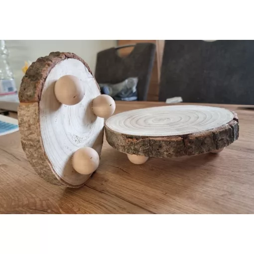 Fakorong tálaló lábakkal 16x5cm
