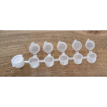Kupakos tégely, tároló 6x3ml