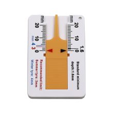 Sárga zsebméretű gumiabroncs futófelület mélységmérő 0-20mm skálával