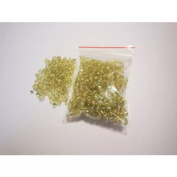 Kásagyöngy - színjátszó  25g több színben 2 mm