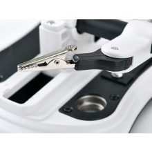 Harmadik kéz forrasztáshoz LED világítással és nagyítóval, stabil fém talppal és krokodilcsipeszekkel