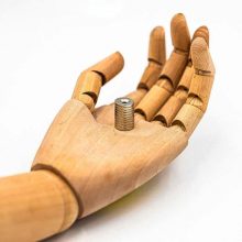 Neodímium mágnes, kerek, hengeres, csavaros furattal 12x3mm, 10 db/cs