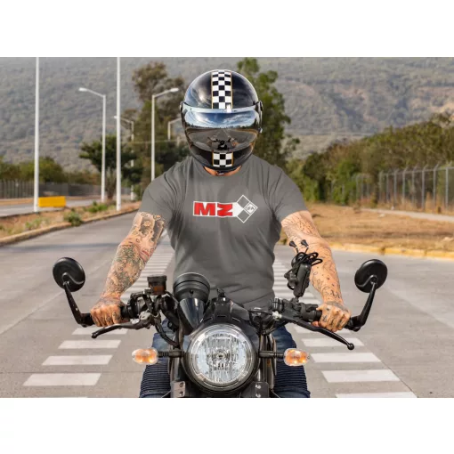 Kereknyakú póló, MZ logó, IFA motoros minta, nosztalgia motoros póló, veterán motor