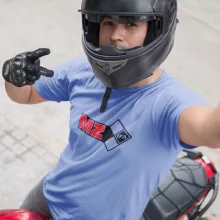 Kereknyakú póló, MZ logó, IFA motoros minta, nosztalgia motoros póló, veterán motor