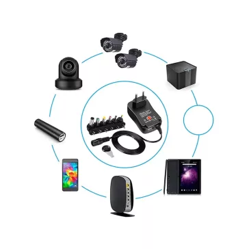 univerzális szabályozható hálózati adapter 6 cserélhető fejjel és USB porttal