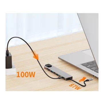 8 az 1-ben USB-C HUB Adapter