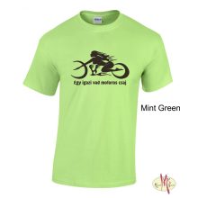 Kereknyakú Póló - Egy igazi vad motoros csaj