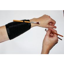 Ecset tartó, tisztító - karra