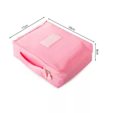 Rózsa színű utazó kozmetikai táska / turista rendszerező táska nyitott állapotban, látható belső rekeszekkel és cipzárral