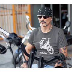 Klasszikus Babetta kétütemű motoros póló legendás dizájnnal.