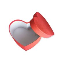 Papír ajándék doboz - szív alakú 18 cm