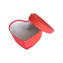 Papír ajándék doboz - szív alakú 18 cm