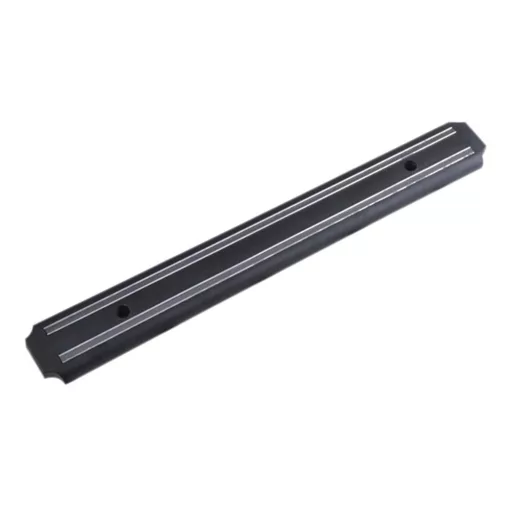 magneses-fali-kestarto-konyha.jpg" alt="Mágneses fali késtartó modern konyhában késekkel