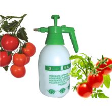 3 literes fehér kézi pumpás kerti permetező állítható fúvókával és mérőskálával