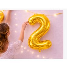 66 cm-es arany 2-es számú fólia lufi születésnapi dekorációhoz, önzáró szeleppel
