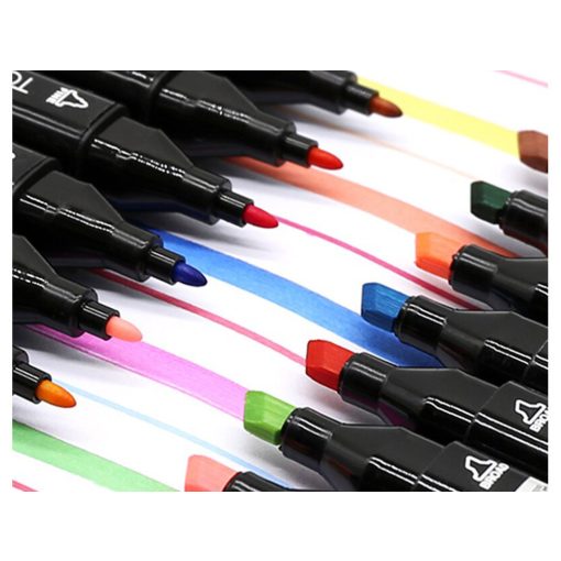 alkoholos marker készlet 40 darabos, nyitott fekete tokban, látható élénk színű markerekkel és dupla hegyekkel