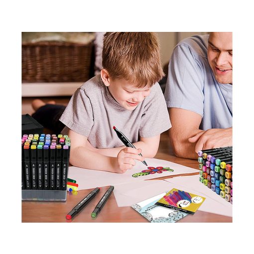 alkoholos marker készlet 40 darabos, nyitott fekete tokban, látható élénk színű markerekkel és dupla hegyekkel