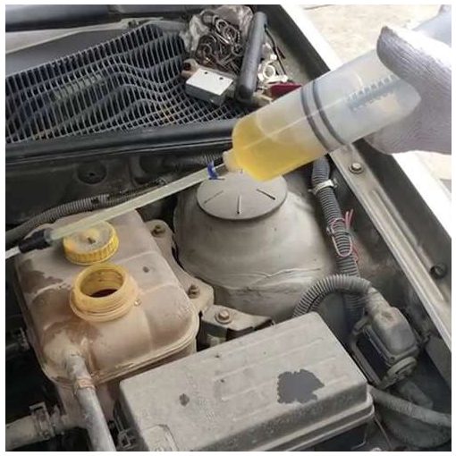 Olaj és Folyadékleszívó, Fecskendő (200 ml)