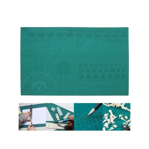 Öngyógyuló vágószőnyeg precíziós mérőskálával, centiméteres és szögjelölésekkel