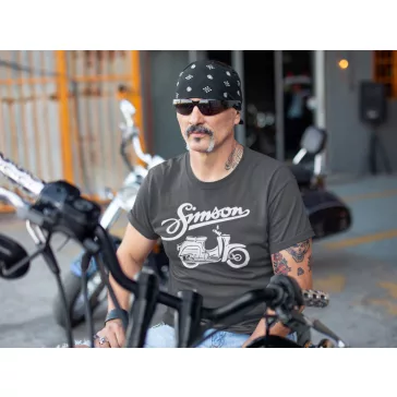 Simson Swalbe motoros póló – Egyedi klaszikus stílus a legendás motor szerelmeseinek