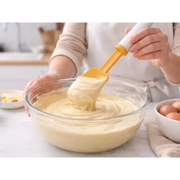 27,5 cm-es fehér és narancssárga konyhai műanyag tésztakeverő spatula süteménykrémek kenéséhez és tálak kikaparásához