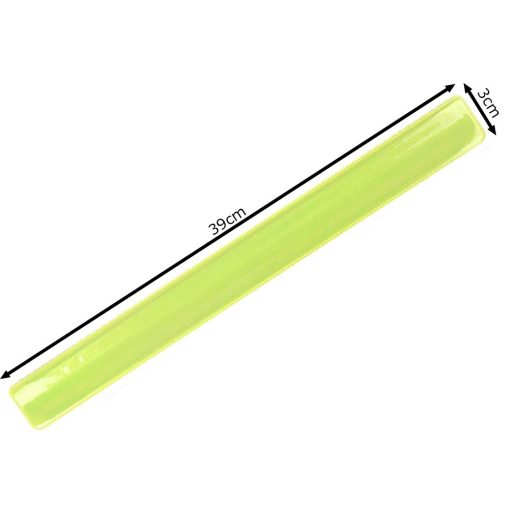 Jól látható, neon színű, önzáródó fényvisszaverő karpánt csuklón viselve sötétben.